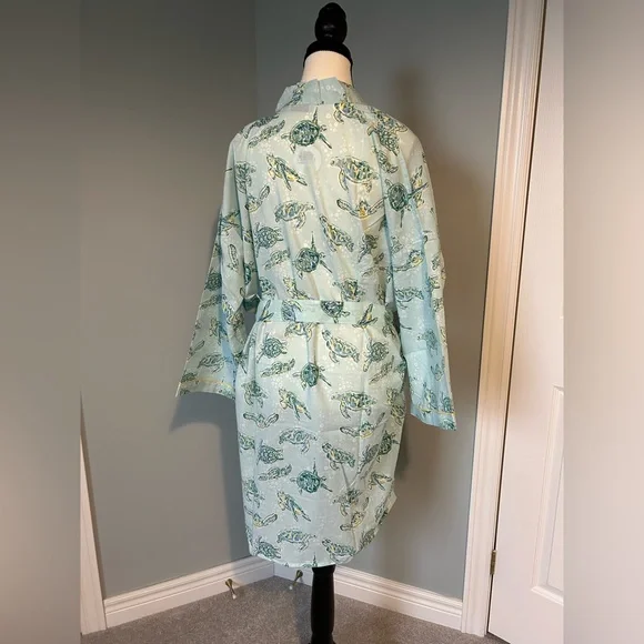 🔥NWT🔥Mahogany Turtle Short Robe - Medium - Picture 2 of 7